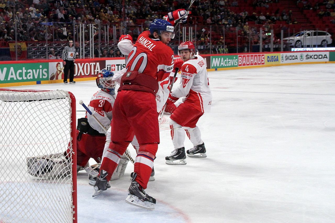 Hokej, MS 2013, Česko - Dánsko: Martin Hanzal