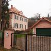 Nemovitosti IZIP - dům Želízy Pavel Hronek