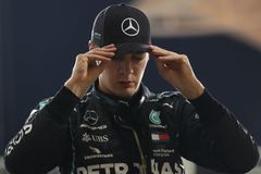 Potvrzeno, Russell pojede příští rok v barvách Mercedesu s Hamiltonem
