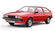 Stejně jako první, i druhá generace Volkswagen Scirocco měla v roce 1981 premiéru v Ženevě. Opět šlo o blízkého příbuzného rozšířenějšího dua Golf a Jetta a stejně jako u první generace měla na starosti výrobu karosárna Karmann. Jen design už nedělal Giugiaro, ale Herbert Schäfer. Produkce byla ukončena v roce 1992.