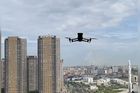 Miliony lidí nevěřily svým očím. Video s mluvícím dronem je znepokojivým hitem sítí