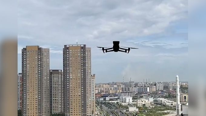 Video z kazachstánské Astany připomíná záběry z dystopického filmu