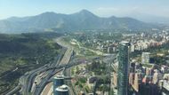 Santiago de Chile připomíná svým moderním vzezřením Frankfurt.
