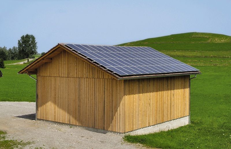Střešní fotovoltaická elektrárna