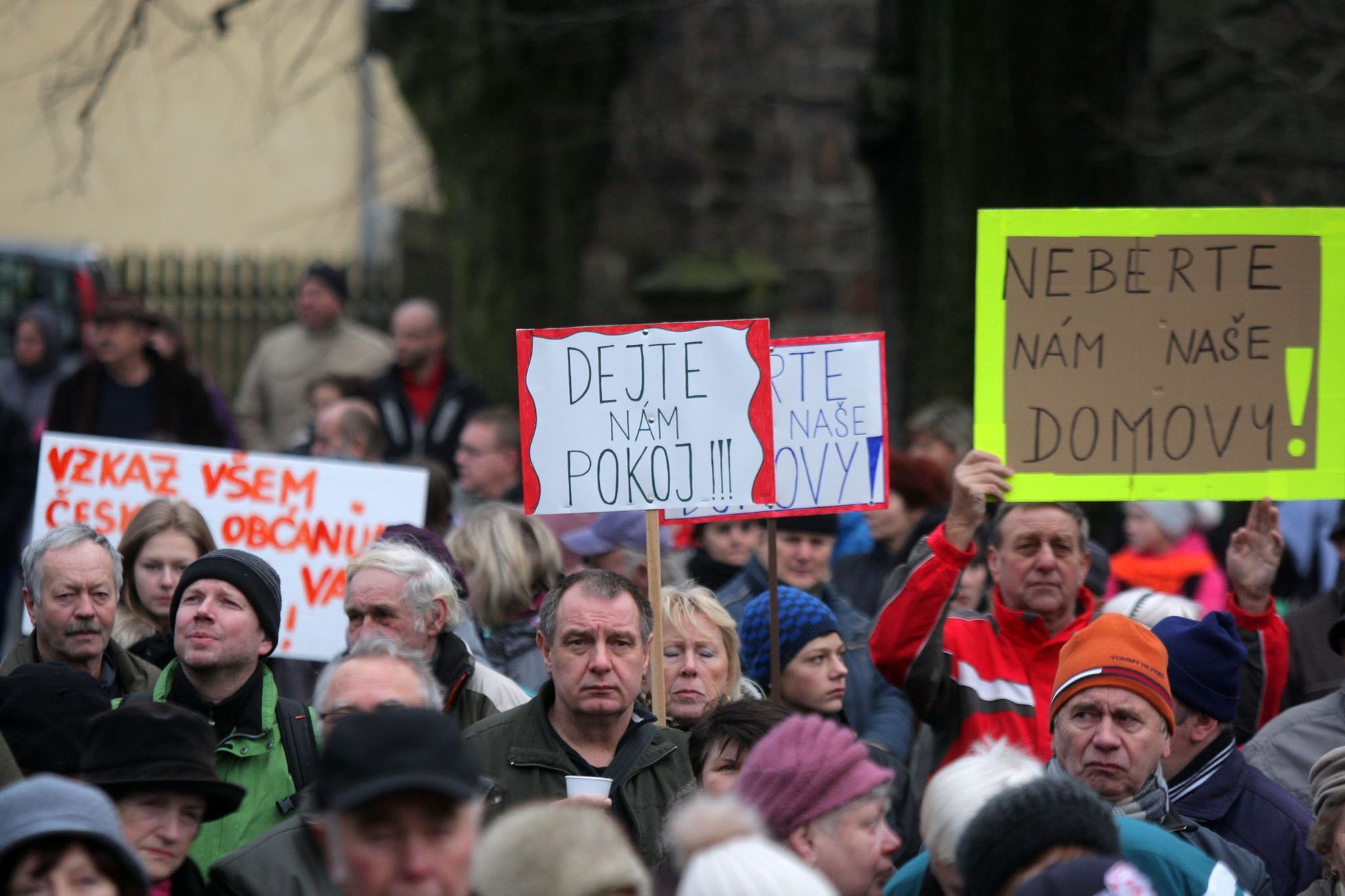Demonstrace občanů Horního Jiřetína