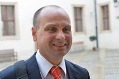 Senát schválil nominaci Jirsy na ústavního soudce, tým bude opět kompletní