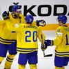 MS 2017, Kanada-Švédsko: švédská radost - Victor Hedman, Joel Lundqvist a Marcus Krüger