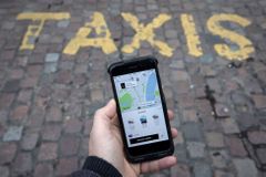 Uber uspěl s odvoláním proti ztrátě londýnské licence. Firma podle soudu provedla potřebné změny