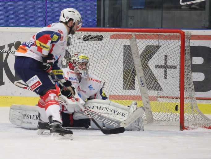 TELH, Plzeň - Pardubice: Pardubice dostávají branku