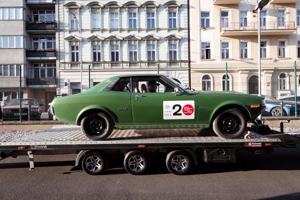 Robot Osaka Oldtimer Express 2025 NTM + prezident Petr Pavel