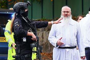 Brutální útok na židovskou komunitu: auto, nůž a hrdinství rabína