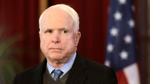 John McCain, senátor Republikánské strany z Arizony.
