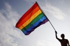 Kamenování a bičování. Brunej závadí v rámci práva šaría tvrdé tresty pro homosexuály
