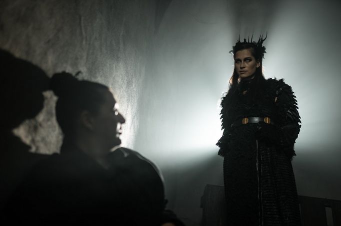 Simona Hába Zmrzlá ve filmové pohádce Zrození alchymistky.