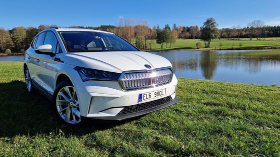 Škoda Enyaq za magickou cenu o dojezdu nelže. Není to ale elektromobil pro každého