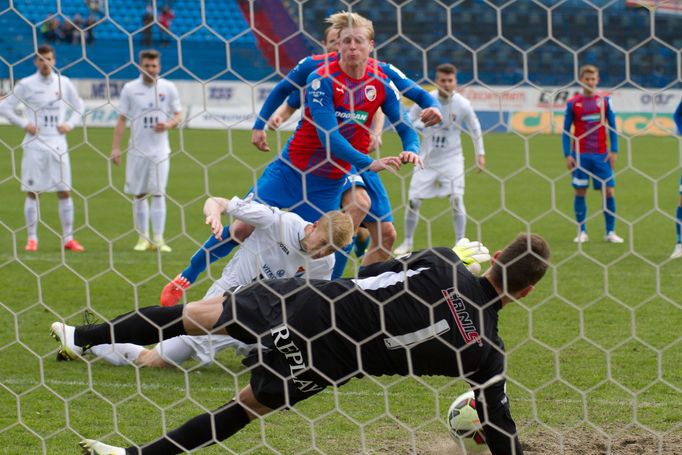 SL, Baník-Plzeň: Jiří Pavlenka - Daniel Kolář, penalta