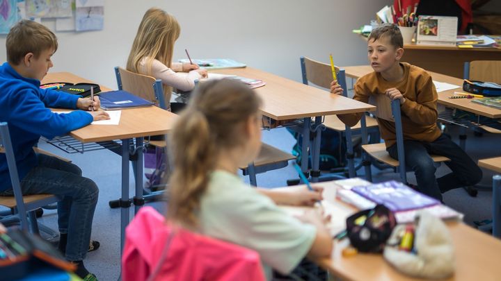 Anketa: Hodnocení má žáky motivovat, ne srážet. Přínosem je i pro nás, říkají učitelé; Zdroj foto: Jakub Plíhal