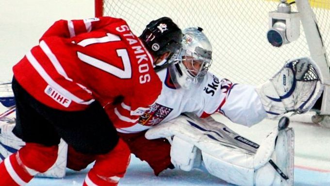 Steven Stamkos vstřelil první dvě branky Kanady, obě v přesilovce.