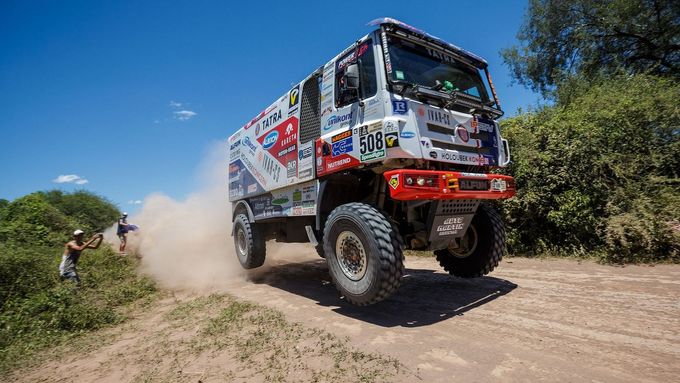 Martin Kolomý zvládl sedmu etapu Rallye Dakar z českých kamionů nejrychleji, ale na top 10 to nestačilo.