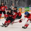 Matt Barzal a Michal Jordán v semifinále MS 2022 Česko - Kanada