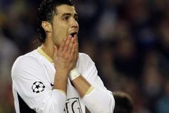 Ronaldo si stěžuje na rozhodčí. Doplatil na simulování