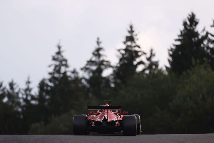 Pilot Ferrari Charles Leclerc ve Velké ceně Belgie 2020