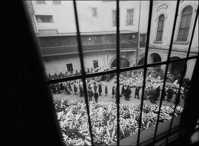 ReproFoto z filmu Praha 25. 1. 1969 / Národní filmový archiv