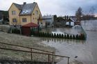 Na třech místech jižních Čech stále hrozí povodeň