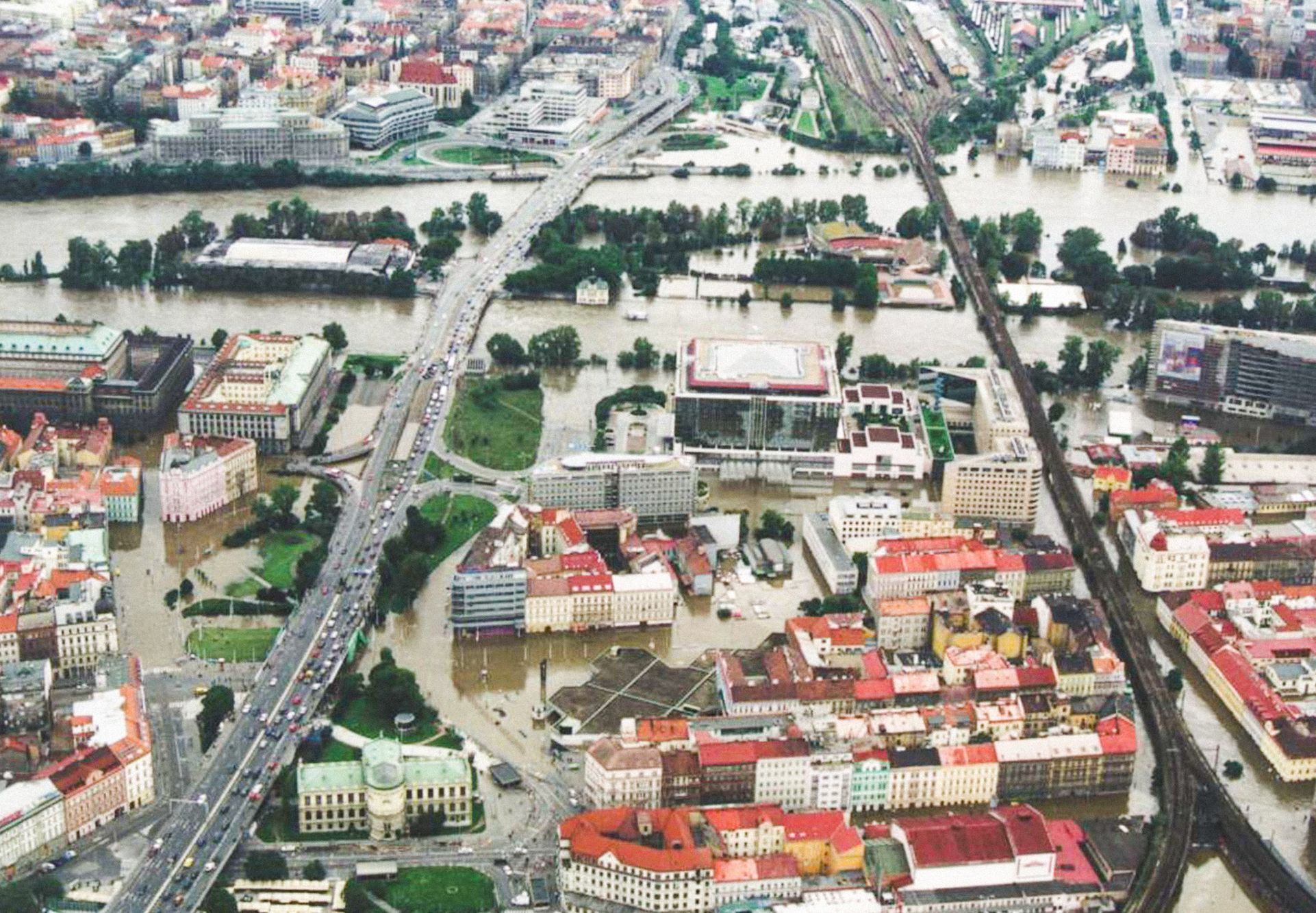Karlín, Historie, Seriál, Tenkrát, Praha, Pražská čtvrť