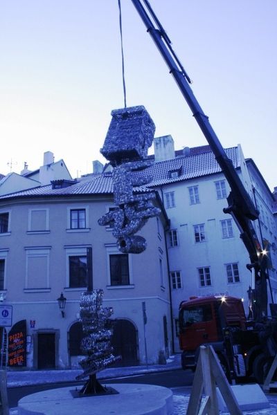 Socha z klíčů v Praze - REVOLUCE