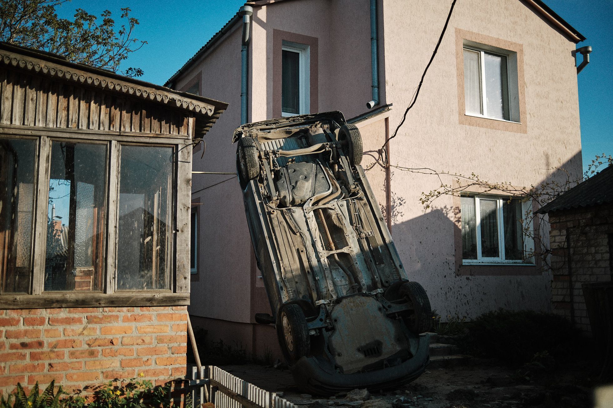 Kniha, UKRAJINA 24/02/20 –, Ukrajina, Zahraničí