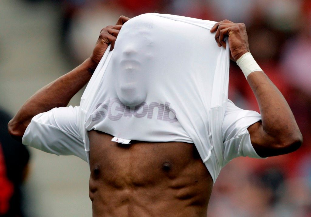 Reuters fotky roku 2011: Ismael Yartey (Servette) OTV