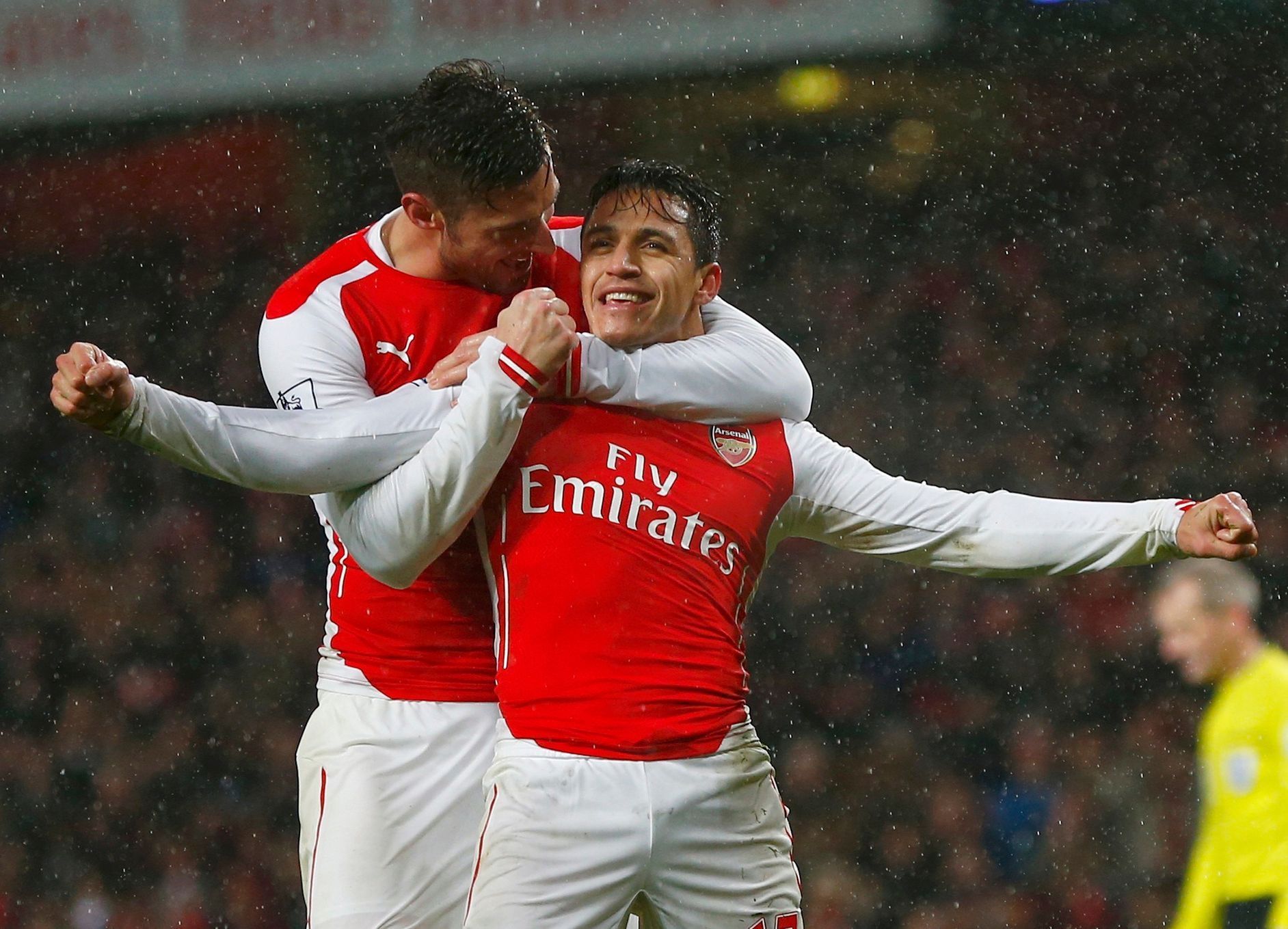 Premier League: Arsenal - QPR, gól, radost, Alexis Sánchez, Olivier Giroud