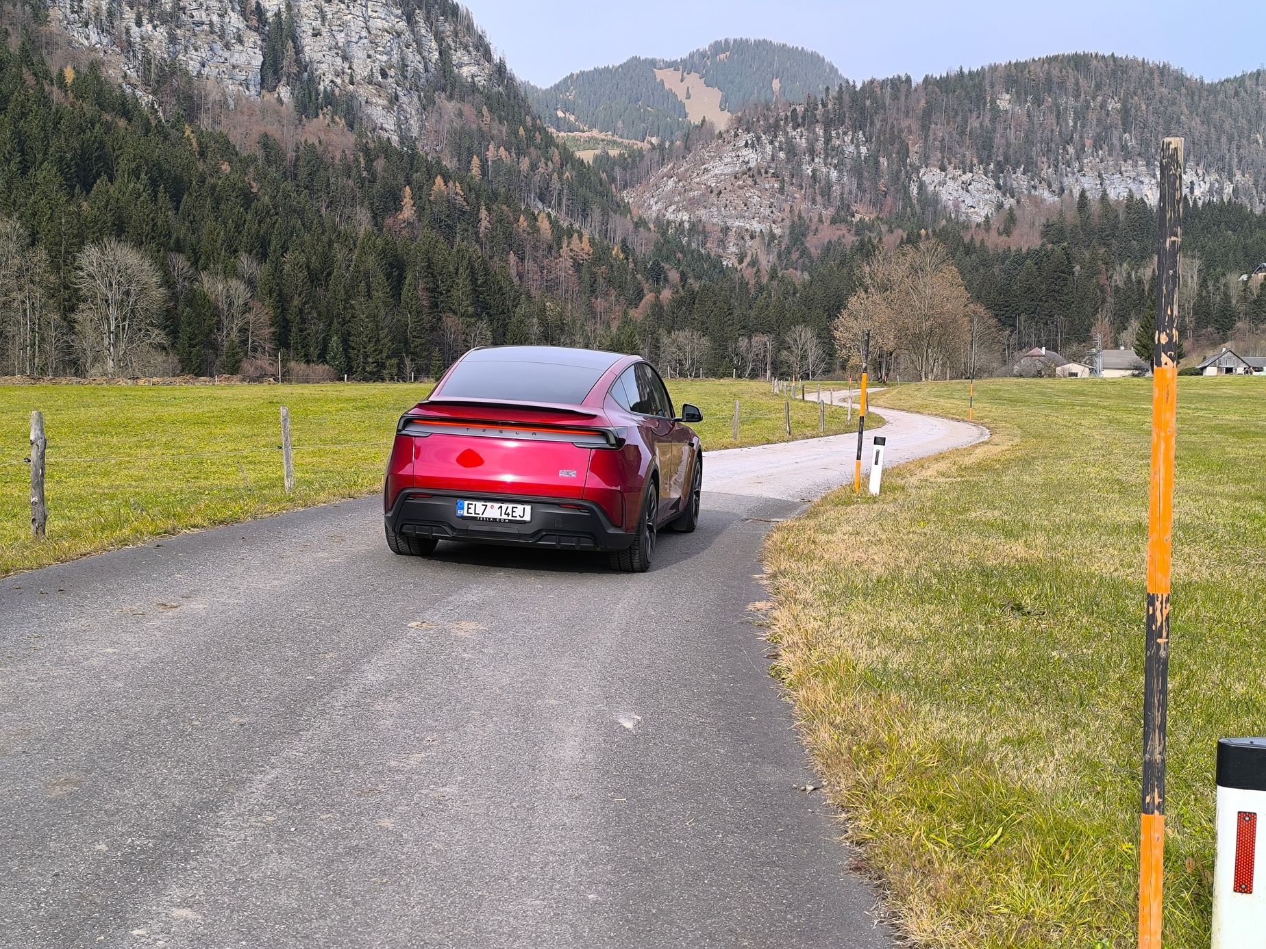 Tesla Model Y Performance Chorvatsko 2025