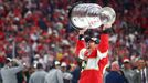 Útočník Floridy Tomáš Nosek slaví zisk Stanley Cupu.