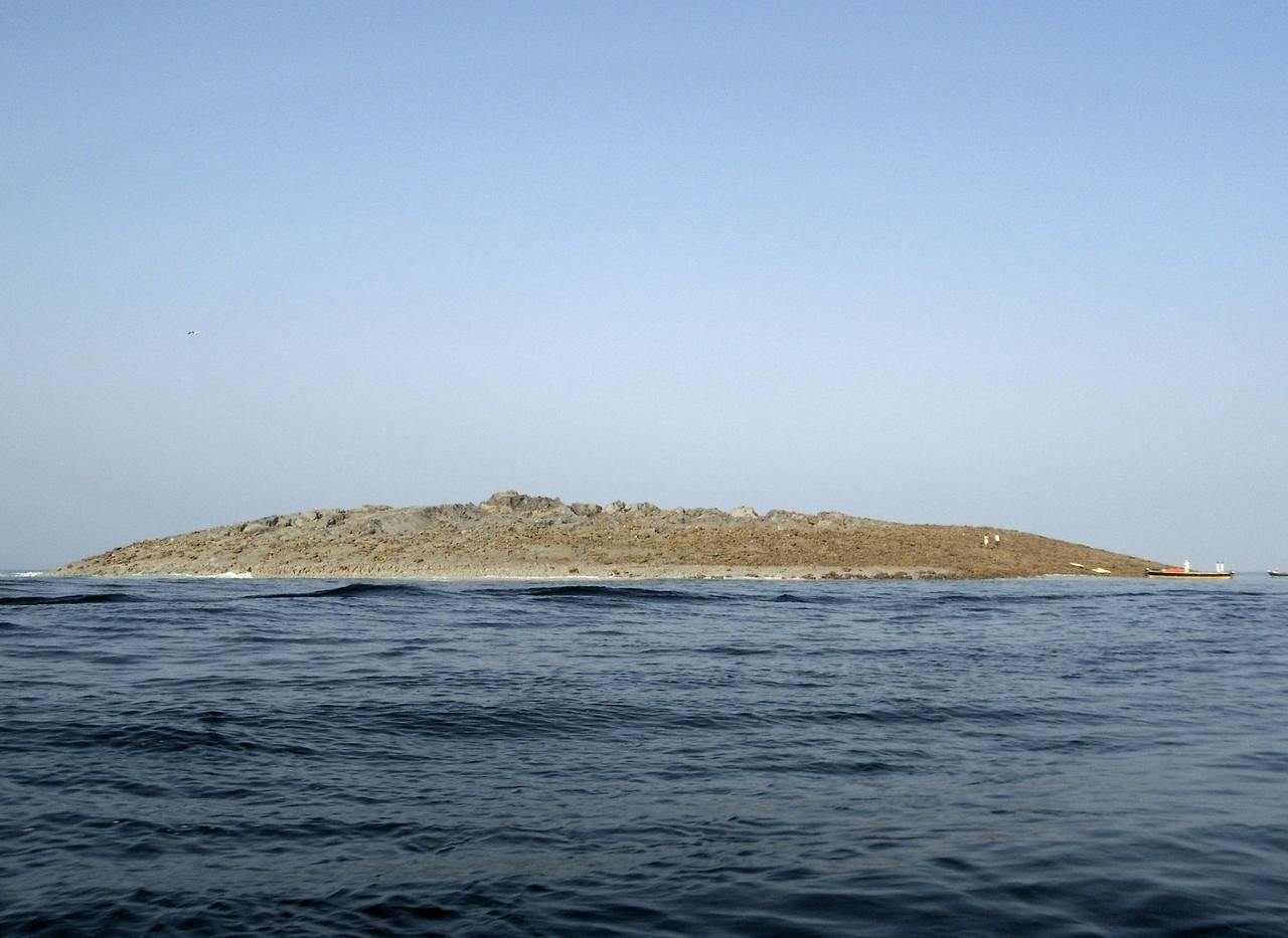 Po zemětřesení vyrostl v moři nový ostrov