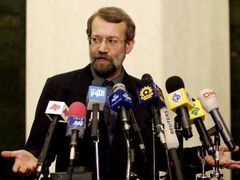 Podle slov jaderného vyjednavače Ali Laridžaního je Teherán připraven se Spojenýmí státy jednat.