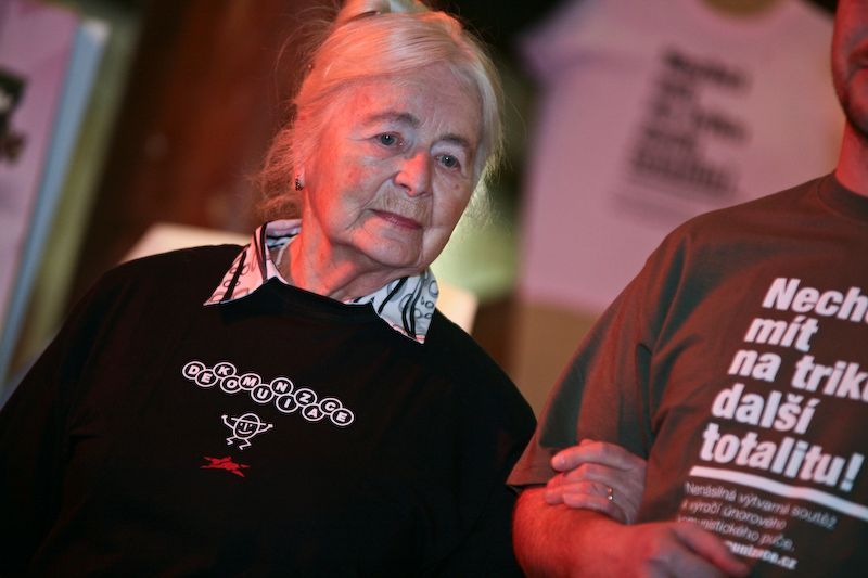 Módní přehlídka politických vězňů