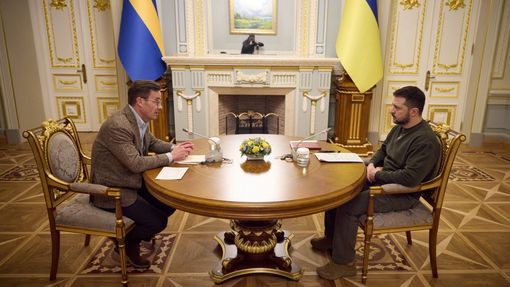 Ukrajinský prezident Volodymyr Zelenskyj přijal v Kyjevě švédského premiéra Ulfa Kristenssona.
