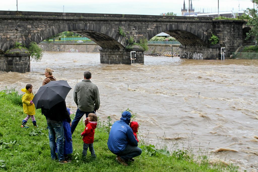 Praha povodně, neděle 2.6.