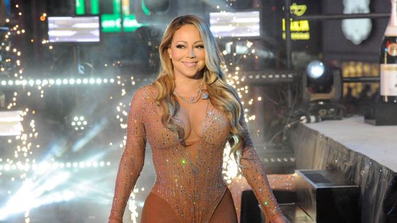 Fotky: Mariah Carey a její nepovedený silvestrovský koncert v New Yorku