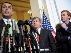 Šéfové republikánů v dolní komoře: John Boehner, Roy Blunt a Adam Putnam (zleva)