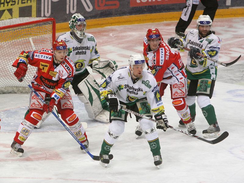 Slavia vs. Karlovy Vary: finále hokejové extraligy 2007/2008