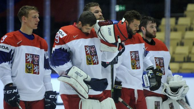 Čeští hokejisté se ani v Dánsku nedočkají medaile z MS. Jejich sny o postupu do semifinále rozmetali Američané.