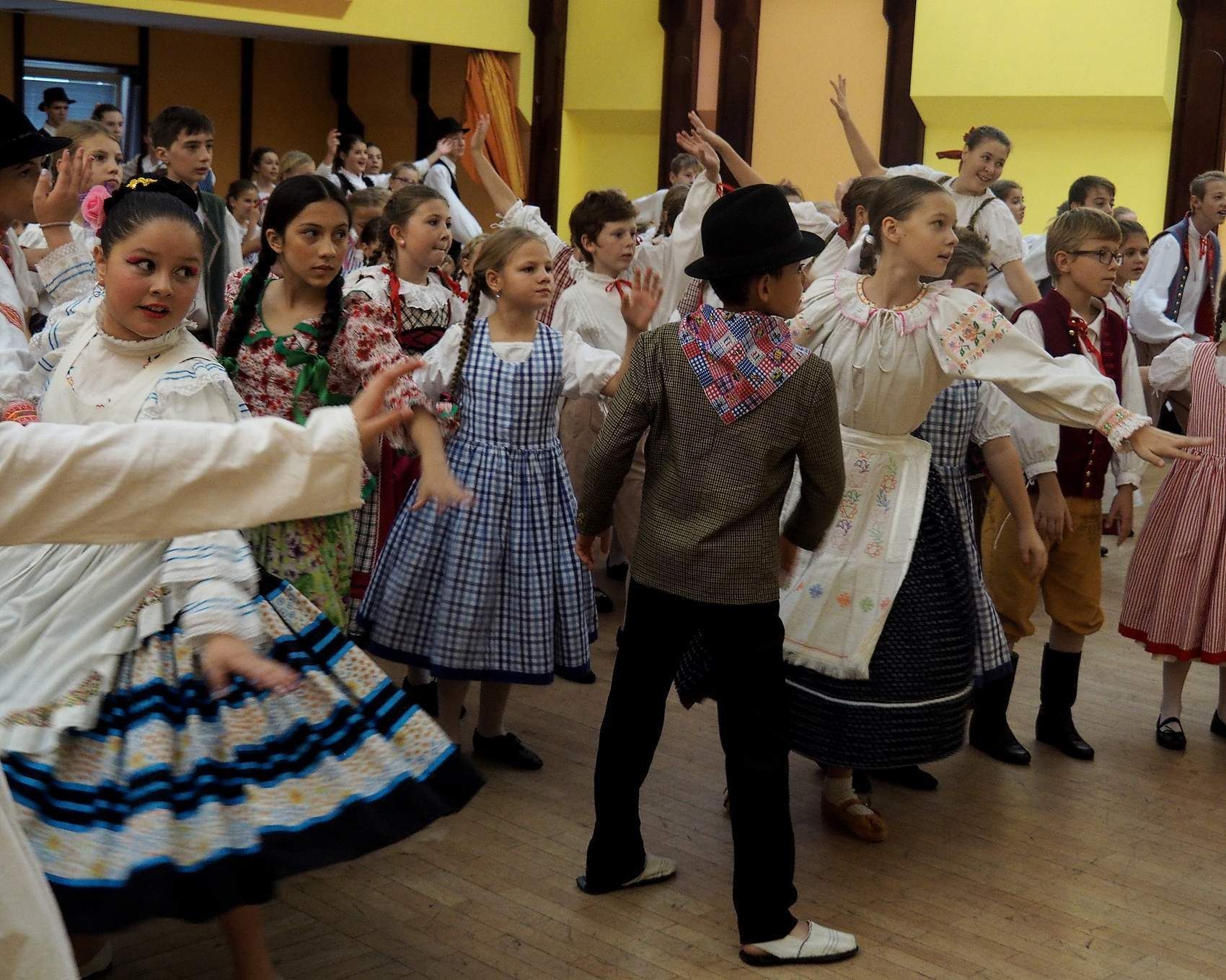 Jihoamerický folklor vs. český