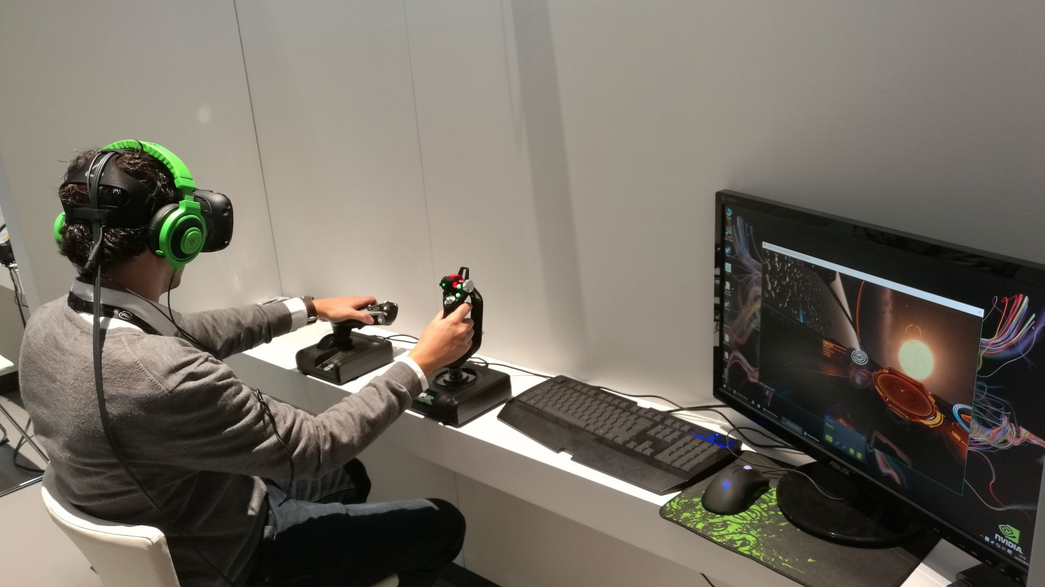 HTC Vive nejpokročilejší virtuální helma pro bohaté