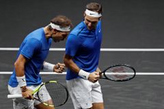 Video: Nadal v O2 areně nemilosrdně zboural Federera. Bylo tam moc energie, smál se
