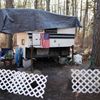 Komunitní stanové městečko bezdomovců u New Jersey