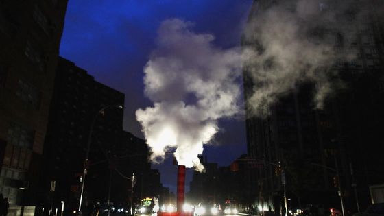 Foto: New York v zajetí tmy. Město, které nikdy nespí, je bez proudu