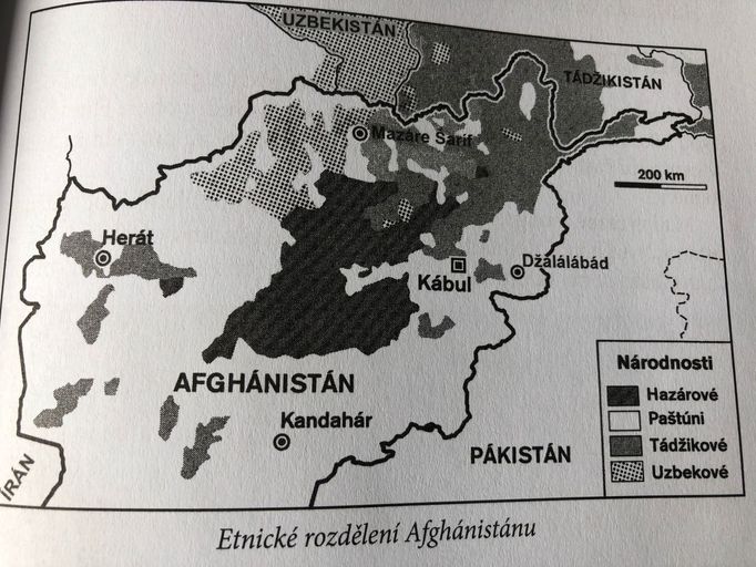 Etnické rozdělní Afghánistánu. Kábul je smíšený, tam žijí příslušníci všech národností.